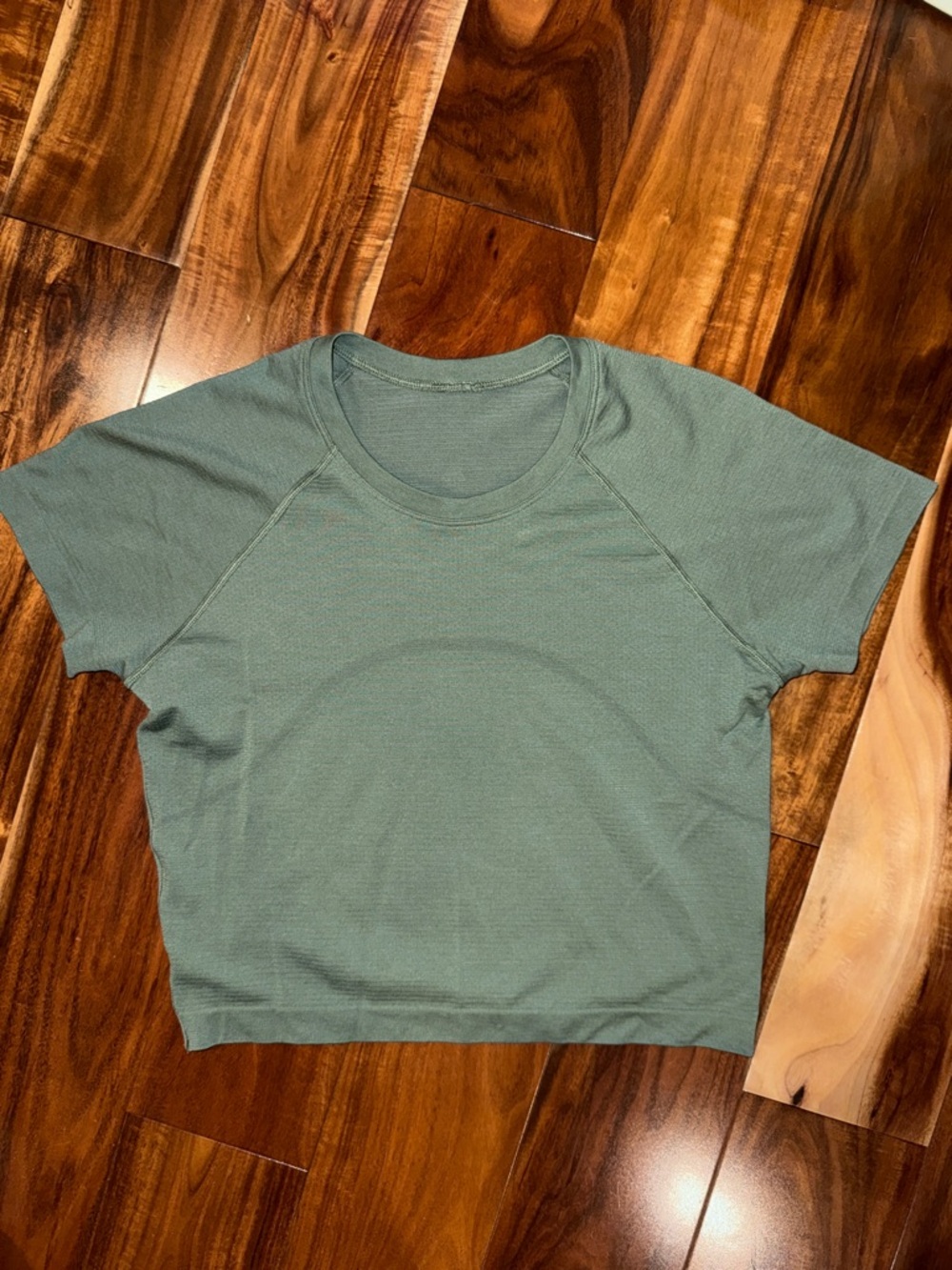 Lululemon swiftly tech cropped short sleeve 2.0 grey eucalyptus size 8
